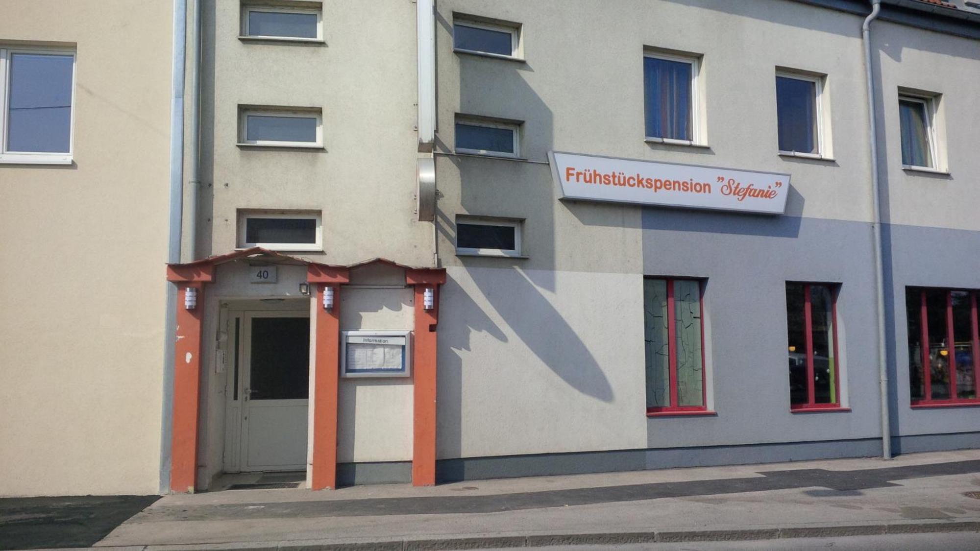 Fruehstueckspension Stefanie Виена Екстериор снимка